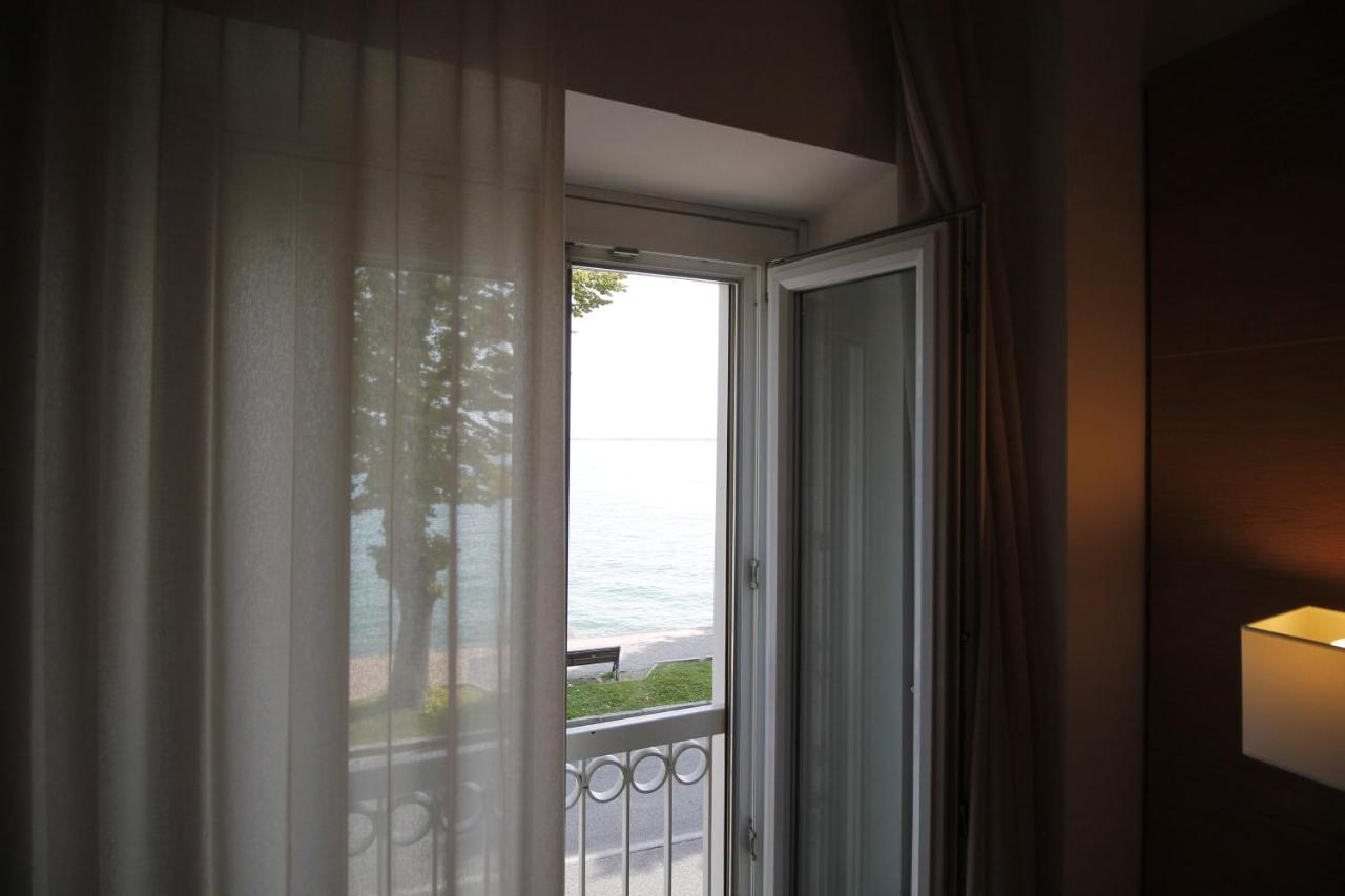 Hotel Europa Desenzano del Garda Exterior photo
