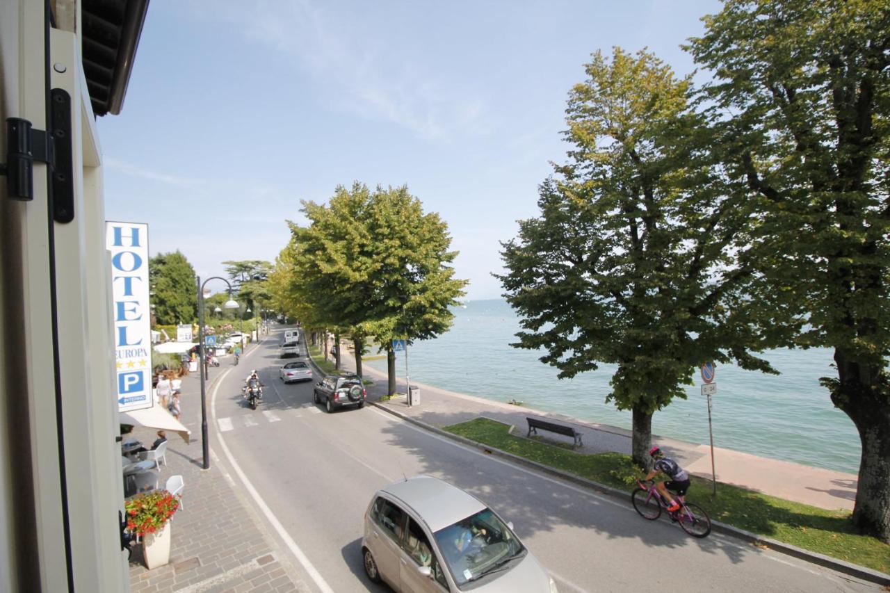 Hotel Europa Desenzano del Garda Exterior photo