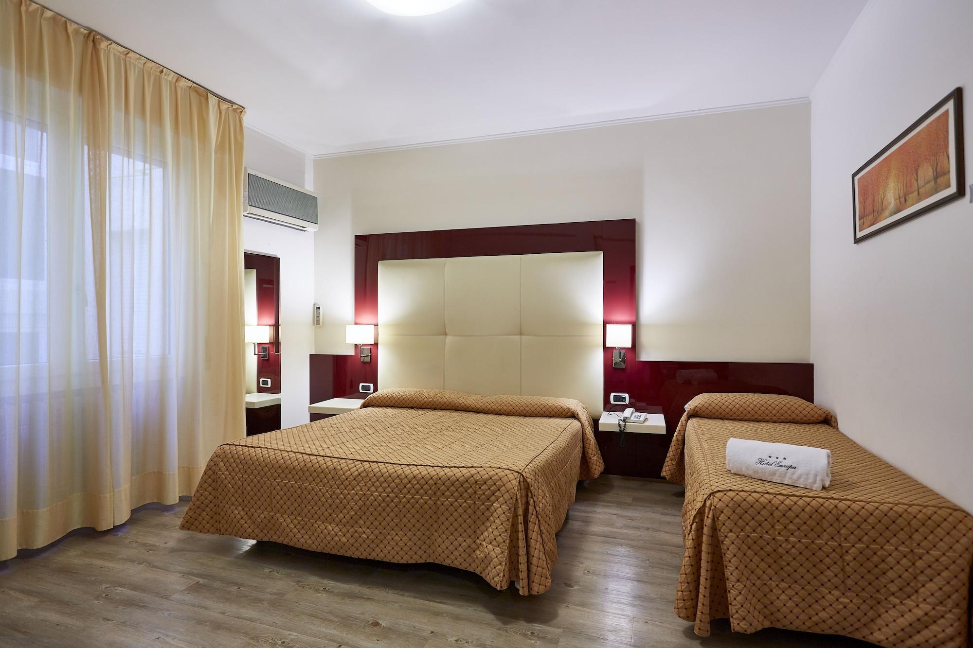 Hotel Europa Desenzano del Garda Exterior photo